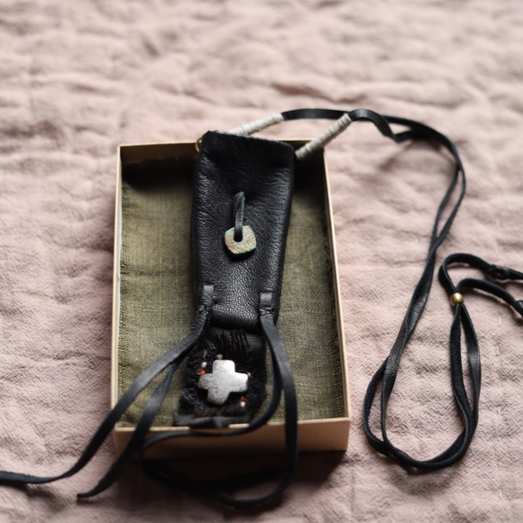 Talisman necklace - pouch on a leather string. NWT - Picture 1 of 4